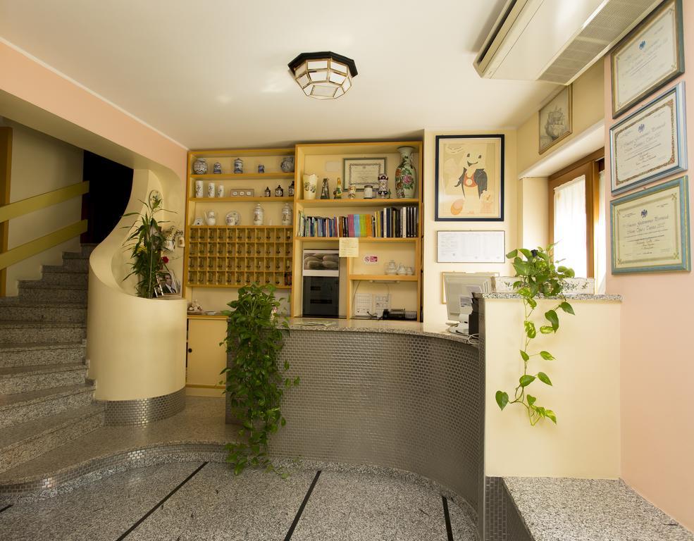Hotel Grillo Nuoro Kültér fotó