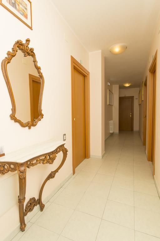 Hotel Grillo Nuoro Kültér fotó