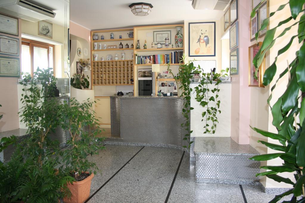 Hotel Grillo Nuoro Kültér fotó